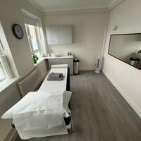 Therapy Physiotherapy Osteopathy Private rooms to rent in Clapham SW4 7SS - Marketing included - Photo 10