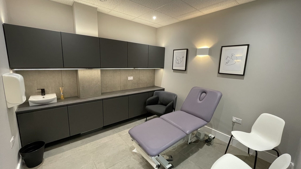 Therapy Spaces South Wimbledon - 5 Gorgeous Manual and Talking Therapy Rooms in SW19