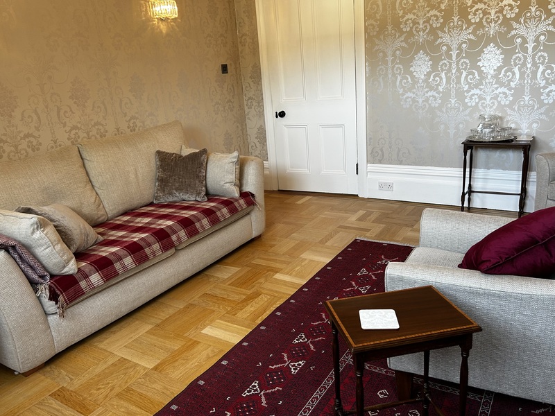 Room available for talking therapies - Photo 2