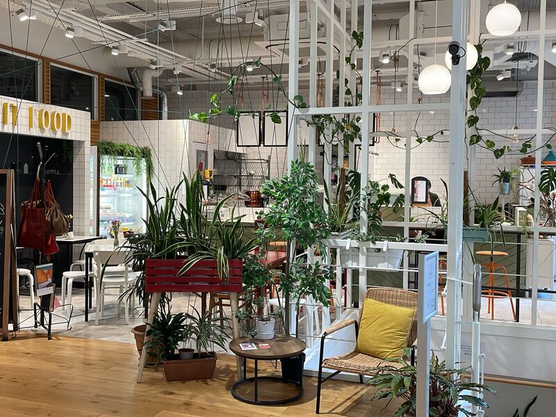 Therapy Physiotherapy Osteopathy Private rooms to rent in Monument EC3R 8DU - Marketing included - Photo 2