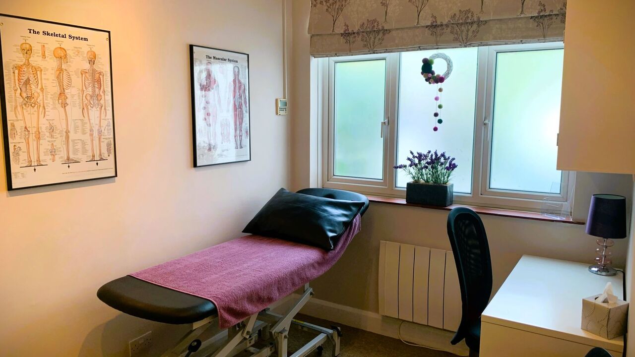 Bright, Spacious Treatment Room available to rent