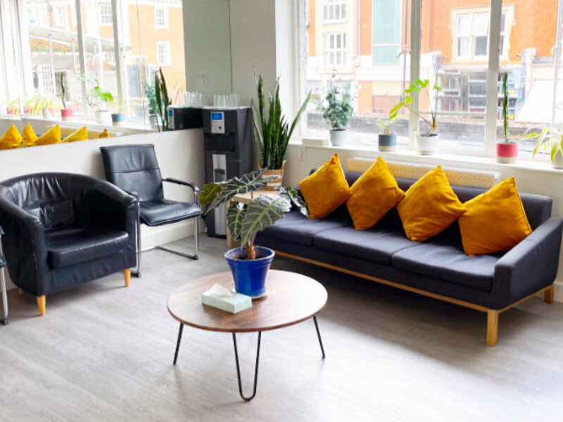 Therapy Physiotherapy Osteopathy Private rooms to rent in Clapham SW4 7SS - Marketing included - Photo 2