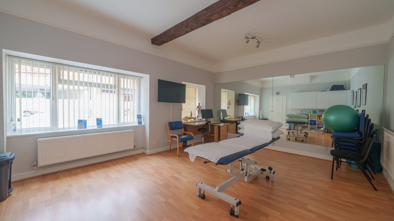 Clinic Rooms for Rent in Wellness Clinic in Faringdon, Oxfordshire