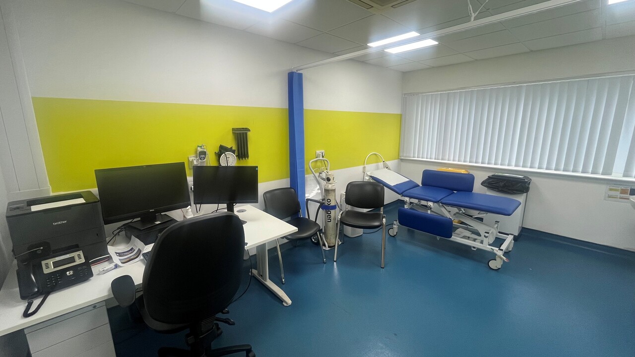 Clinical rooms available to rent in Hazel Grove, Stockport, low day rate