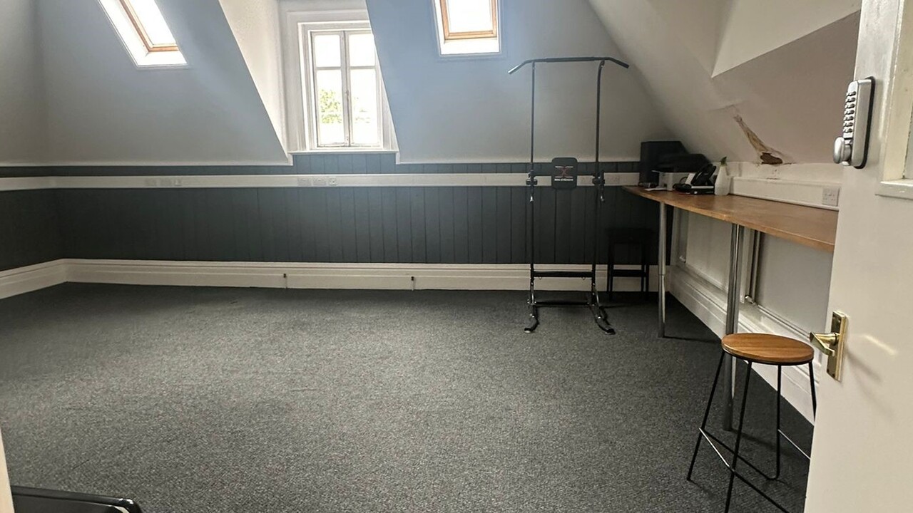 Office/studio rooms, largely spaced, secure, and furnished