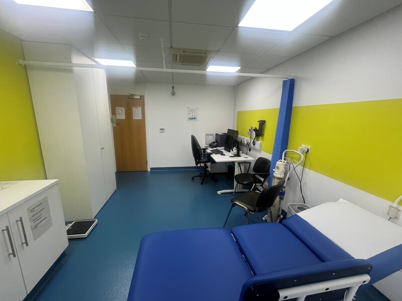 Clinical rooms available to rent in Hazel Grove, Stockport, low day rate - Photo 4