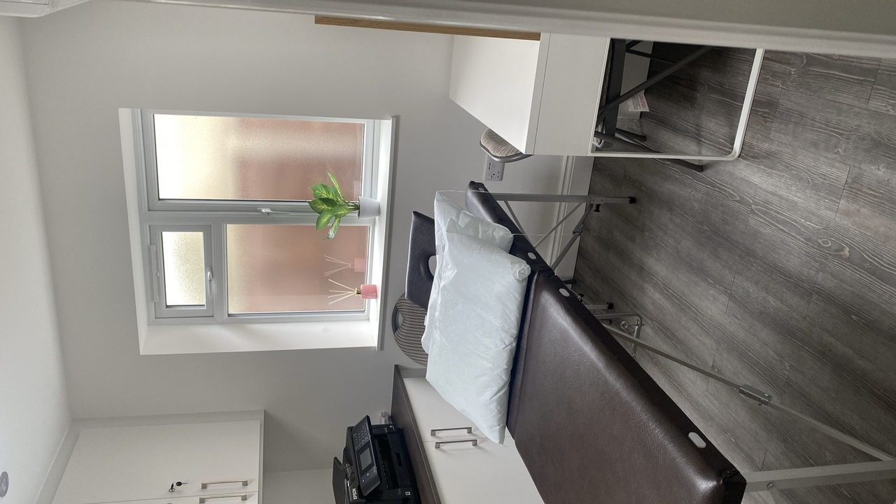 2 Treatment Rooms in a Pharmacy